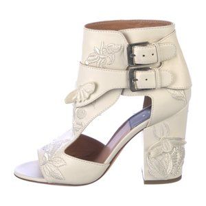 NEW Laurence Dacade Leather Gladiator Lace Trim Embellishment White Floral 38/ 7